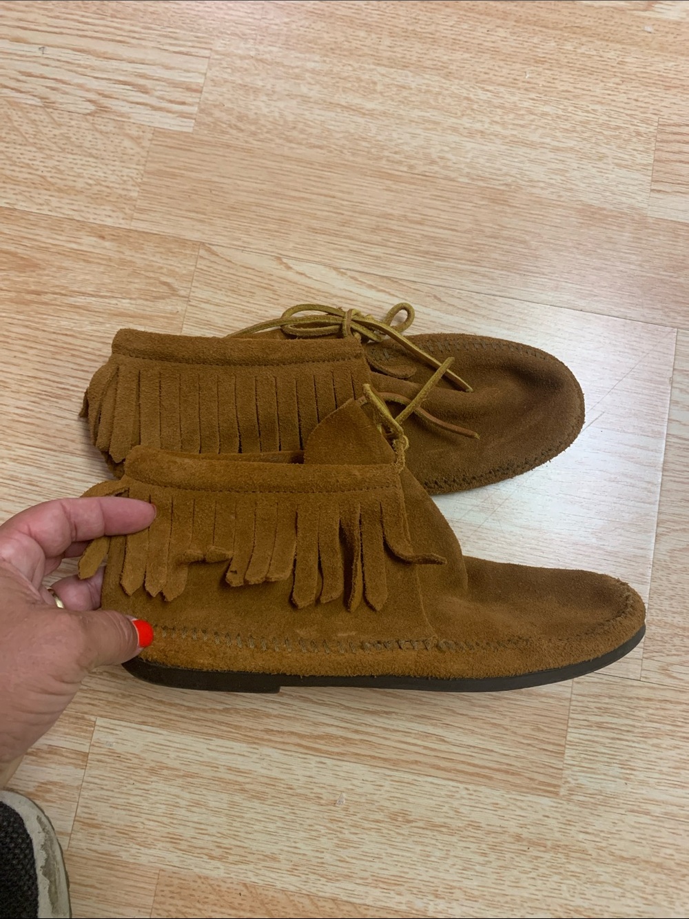 Minnetonka Women's Fringe Moccasins - Brown